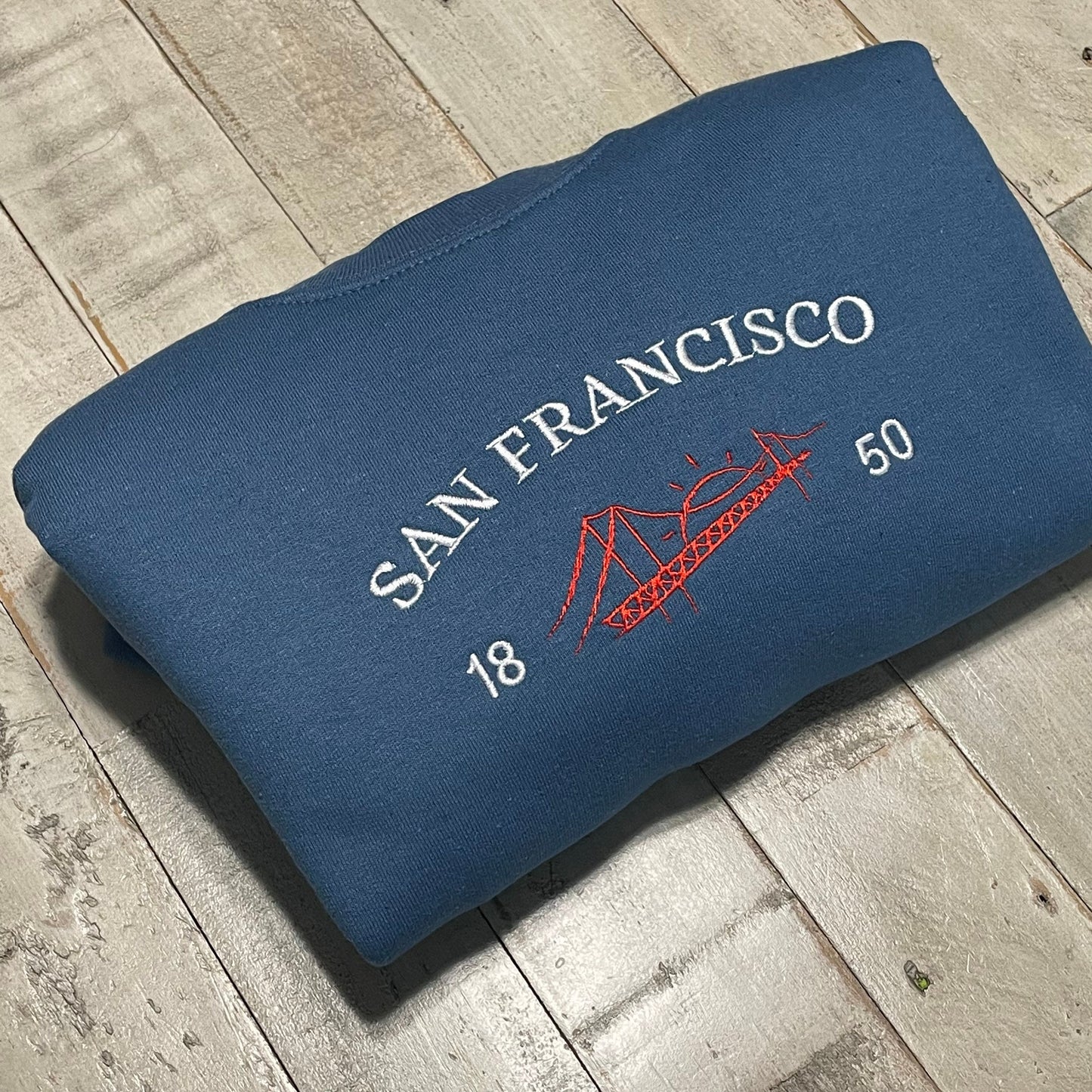 San Francisco Embroidered sweatshirt, Vintage Style California Crewneck, Golden Gate Bridge Sweatshirt