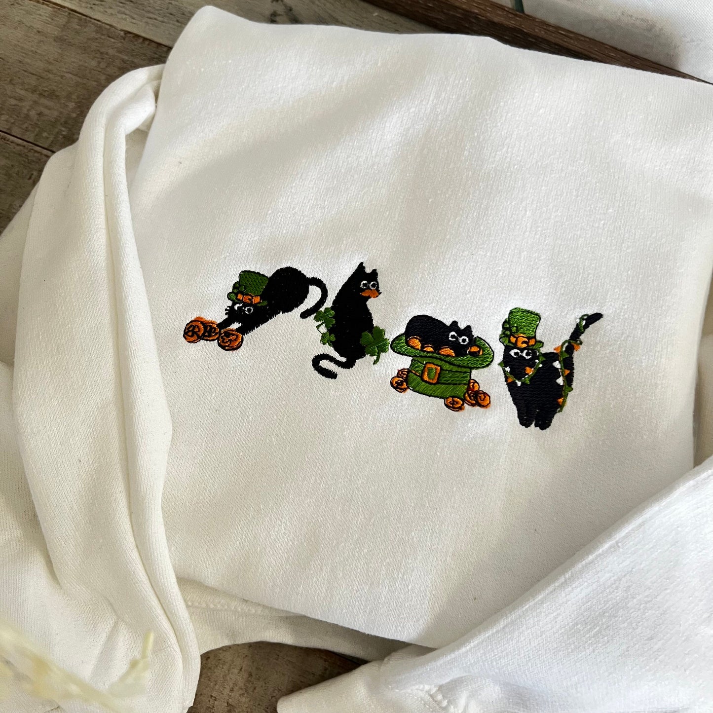 St. Paddy’s Day Sweatshirt, Clover Sweatshirt, St Patricks Day Sweatshirt, Saint Patrick's Pullover, Lucky Sweater, Clovers