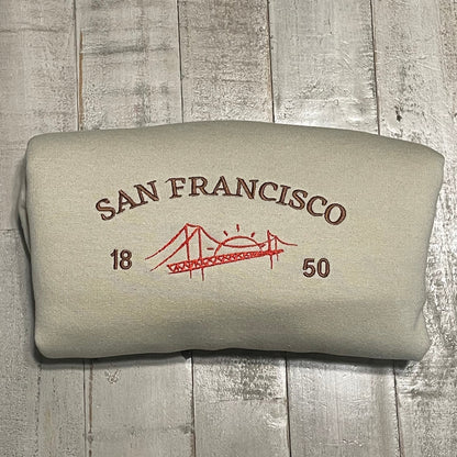 San Francisco Embroidered sweatshirt, Vintage Style California Crewneck, Golden Gate Bridge Sweatshirt