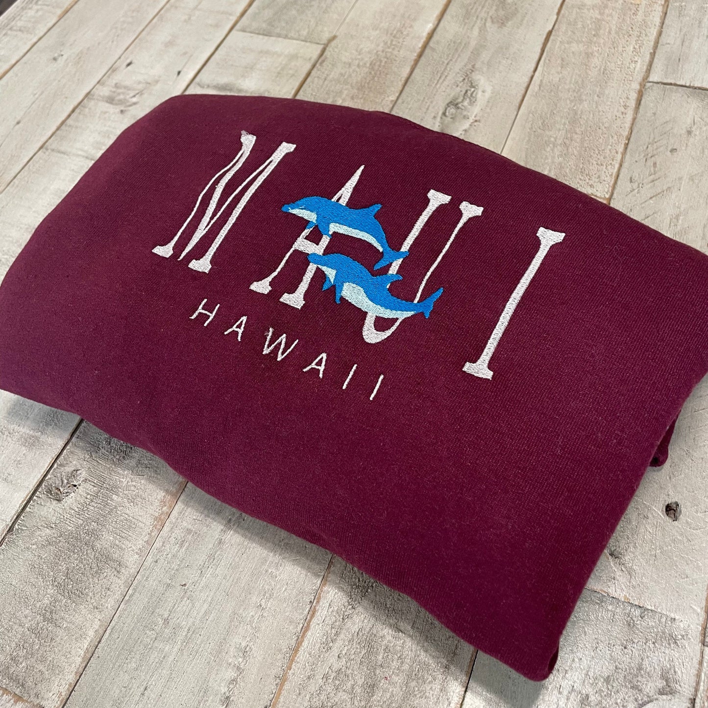 Maui Hawaii Embroidered Crewneck- Cute Vintage Sweatshirt - Trendy Crewneck