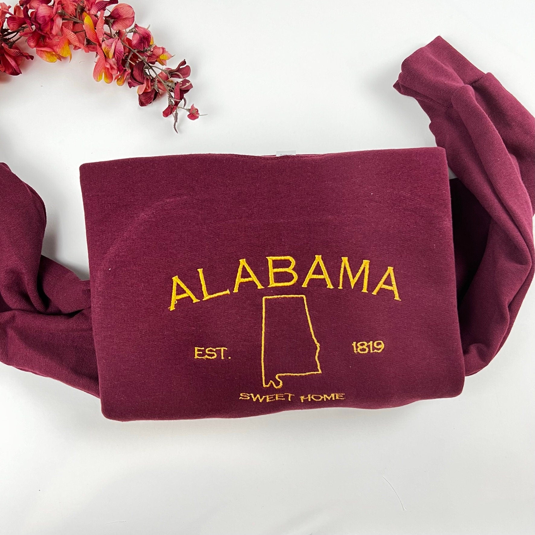 Alabama Embroidered Sweatshirt – Retro-Inspired Gildan 18000 Unisex Crewneck, State Pride Pullover, College Football Fan Gift, Custom Colors