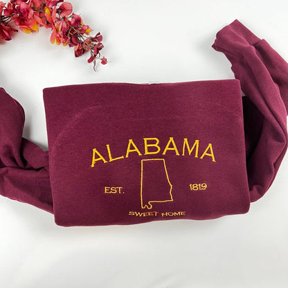 Alabama Embroidered Sweatshirt – Retro-Inspired Gildan 18000 Unisex Crewneck, State Pride Pullover, College Football Fan Gift, Custom Colors