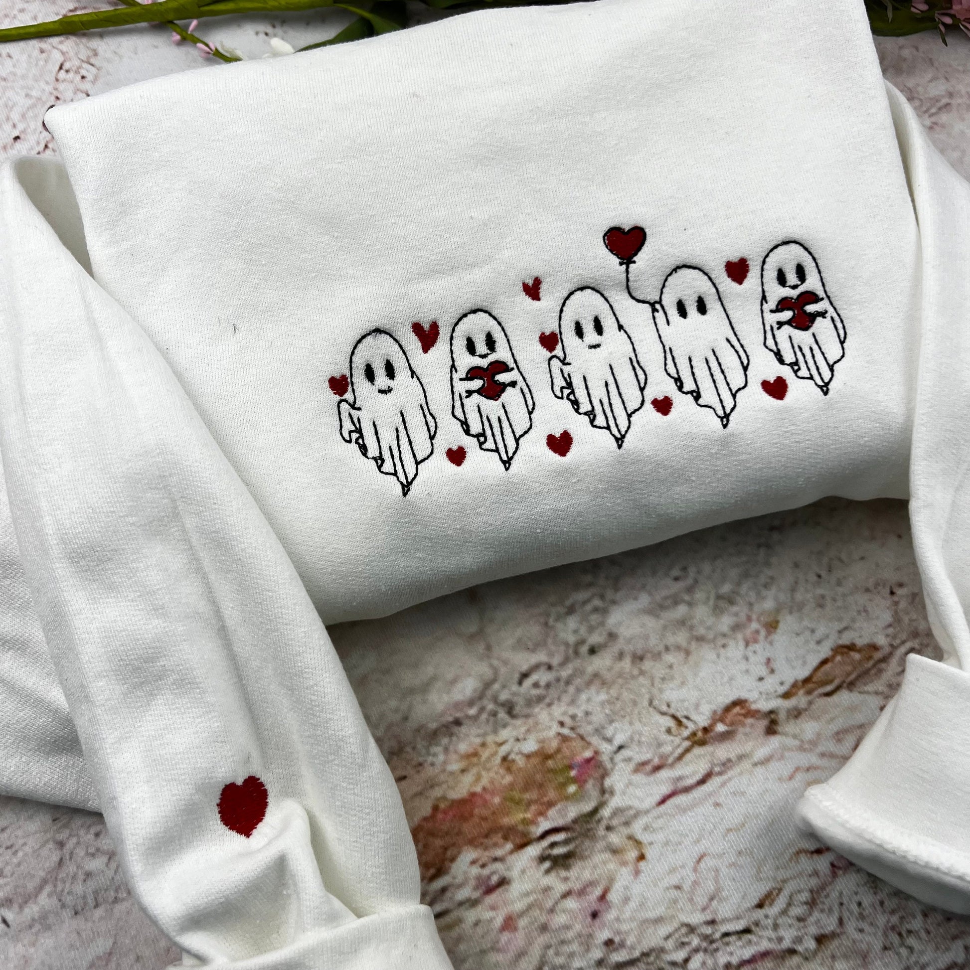 Valentine's Day Ghost Sweatshirt, Ghosts With Hearts Valentine Gift, Spooky Valentine Sweat, Be My Boo Valentines Tee, Happy Valentines Day