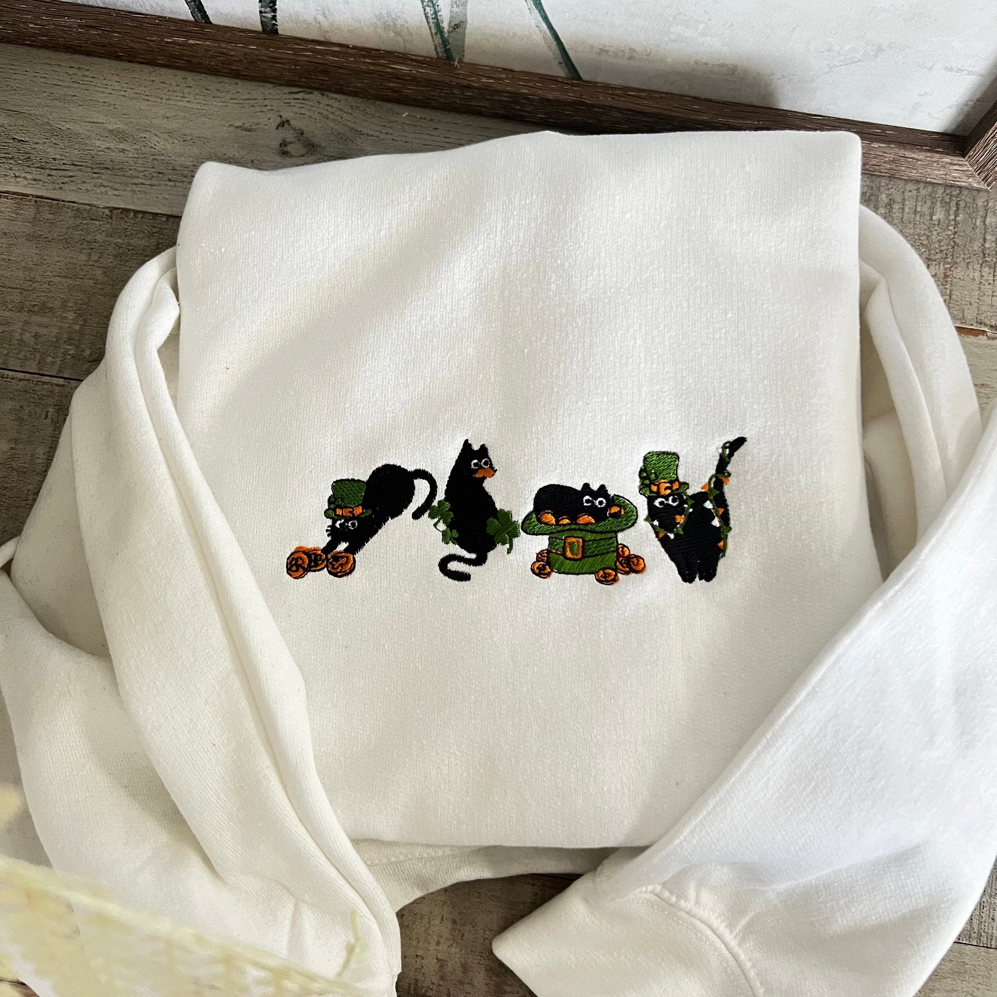 St. Paddy’s Day Sweatshirt, Clover Sweatshirt, St Patricks Day Sweatshirt, Saint Patrick's Pullover, Lucky Sweater, Clovers