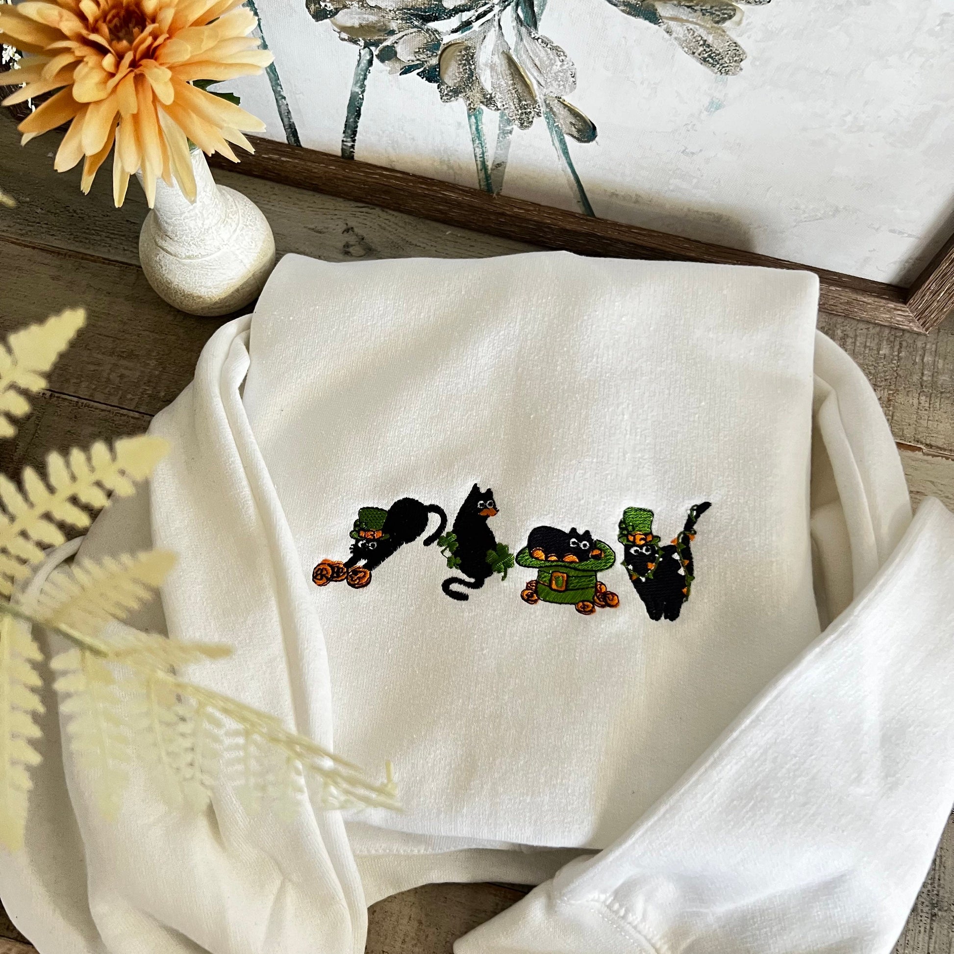 St. Paddy’s Day Sweatshirt, Clover Sweatshirt, St Patricks Day Sweatshirt, Saint Patrick's Pullover, Lucky Sweater, Clovers