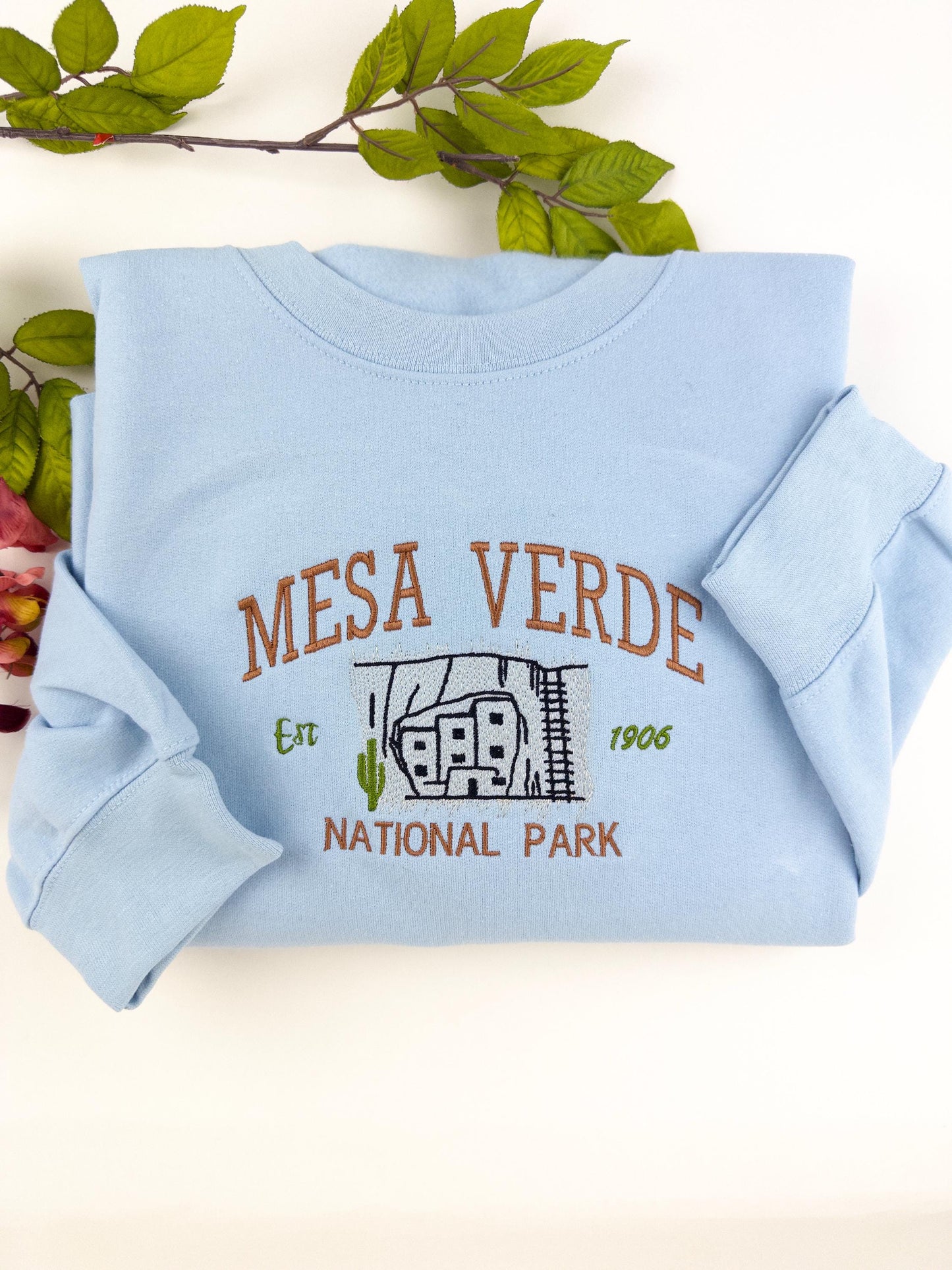 MESA VERDE National Park Sweatshirt - Embroidered