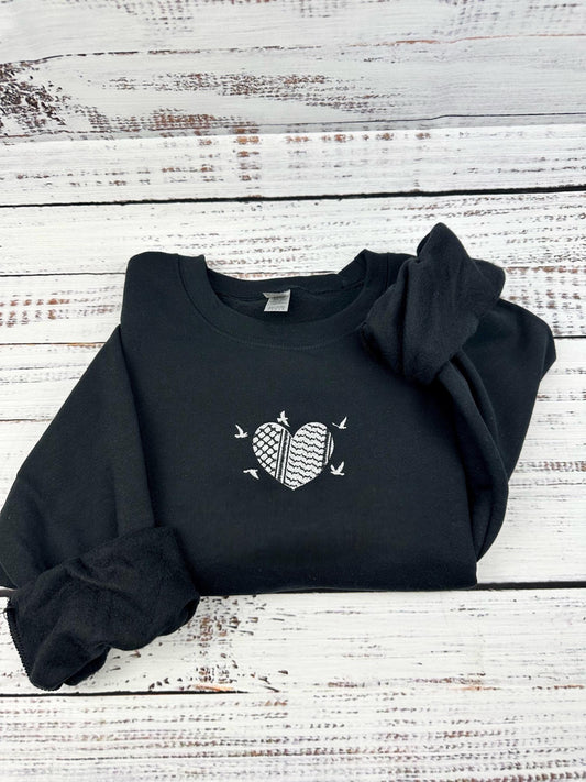 Embroidered Keffiyeh Sweatshirt/Hoodie - Palestine Heart Shirt