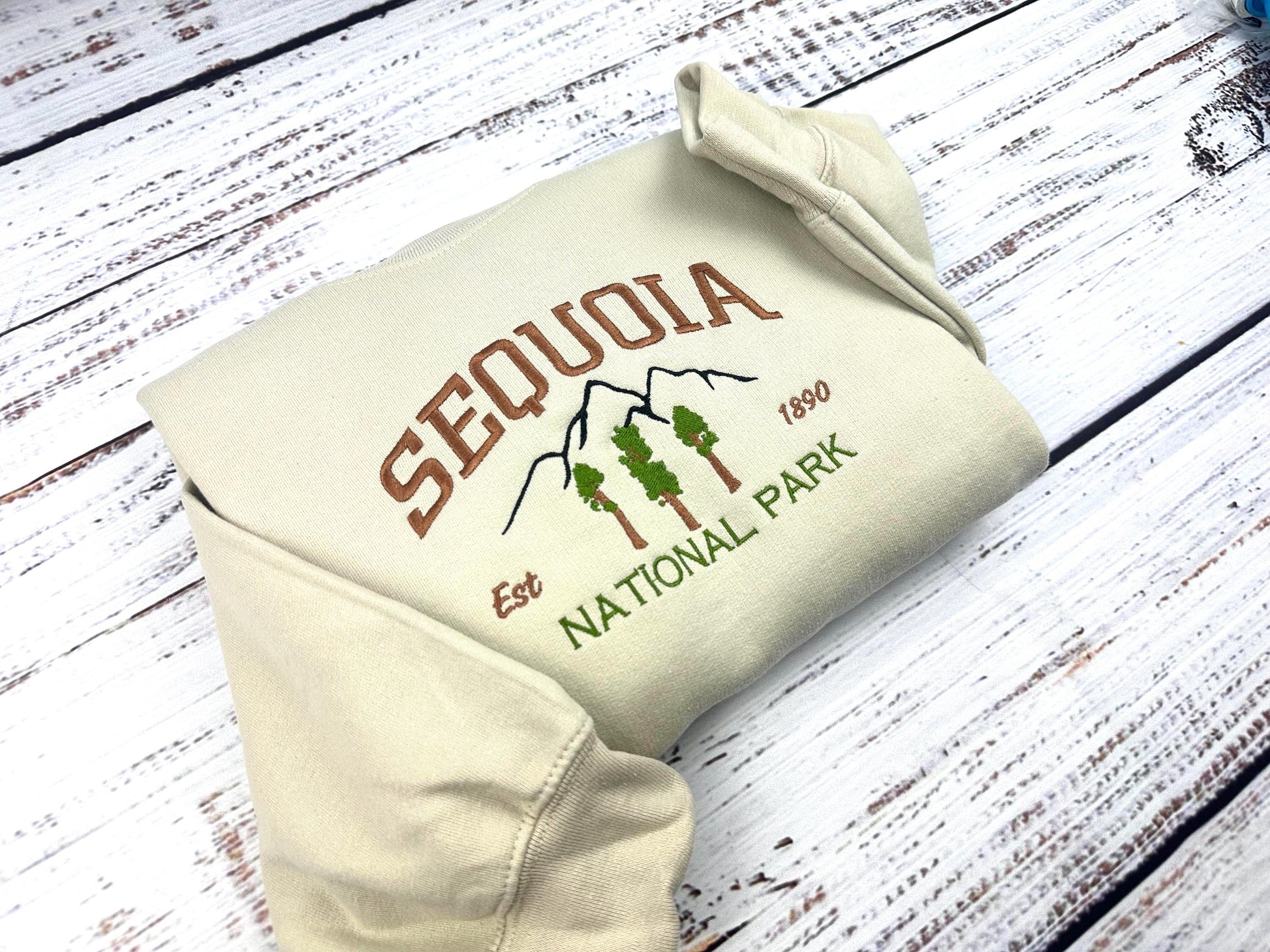 Sequoia National Park Embroidered Crewneck Sweatshirt - Red Woods