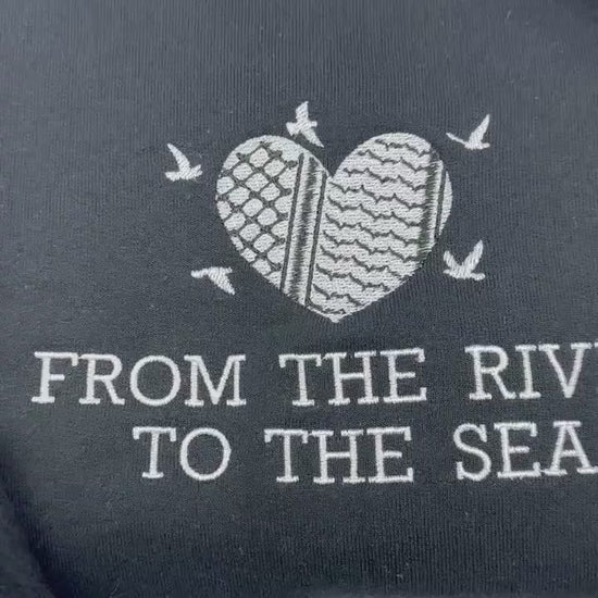 Embroidered Keffiyeh Sweatshirt/Hoodie - Palestine Heart Shirt