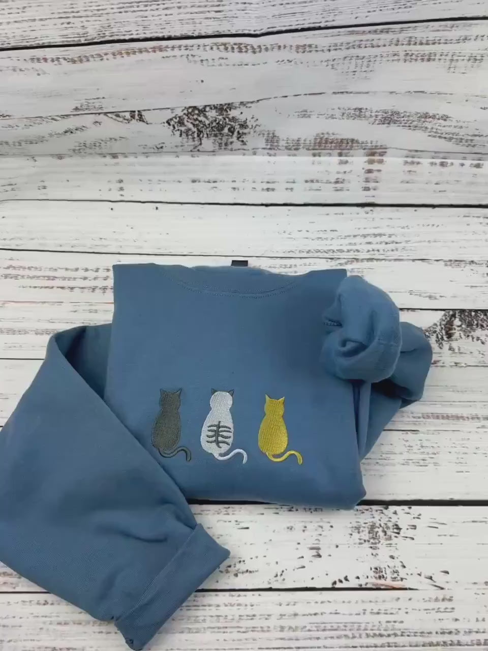 Custom Mini Cat Embroidered Sweatshirt , Custom thread Cat Colors, Cats Embroidered Sweatshirt and Hoodie